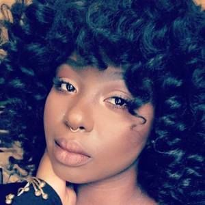 Meet your Posher, Yetunde